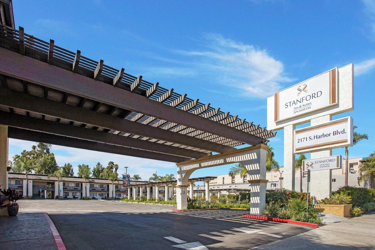 Stanford Inn & Suites Anaheim Exterior foto